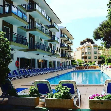 Guya Wave (adults Only) קאלה ראטג'אדה